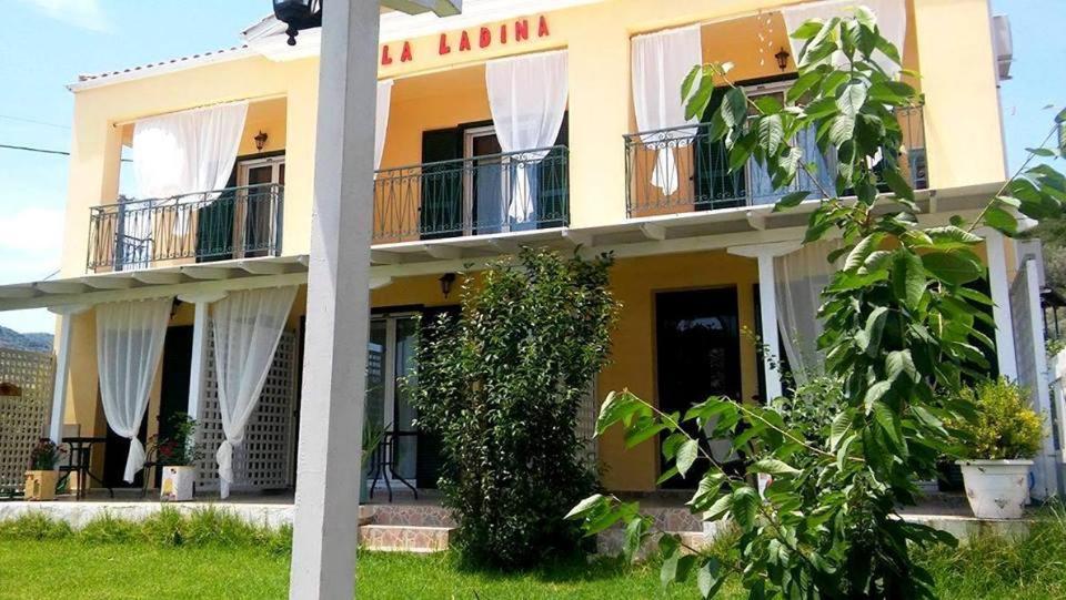 Villa Ladina Lygia  Exterior photo